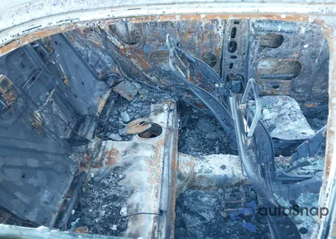 2002 Toyota Camry Le из США, поврежденный, VIN 4T1BE32KX2U089478